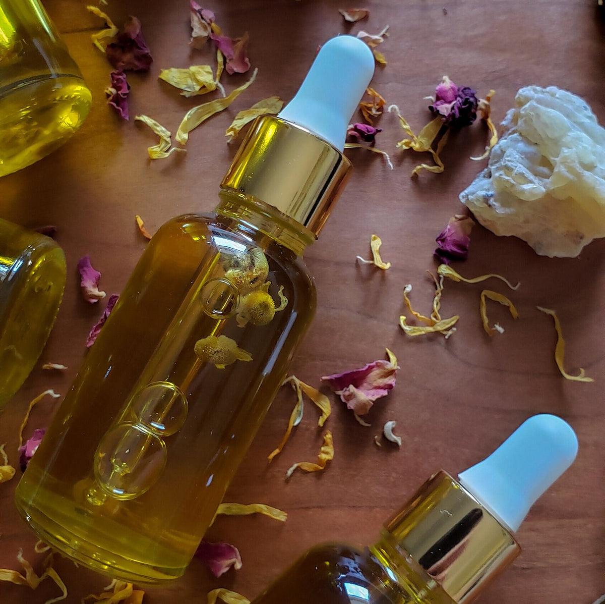 Everglow Face Serum